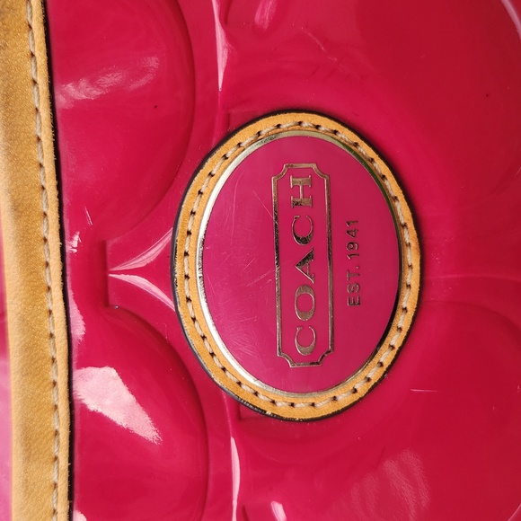 Coach Hot Pink Patent Leather Large Tote/Satchel - Picture 8 of 17
